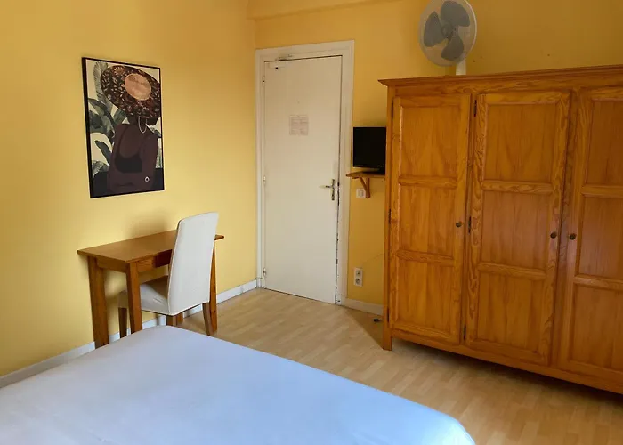 Hotel Chez Leonie - Chez Mamie Canne